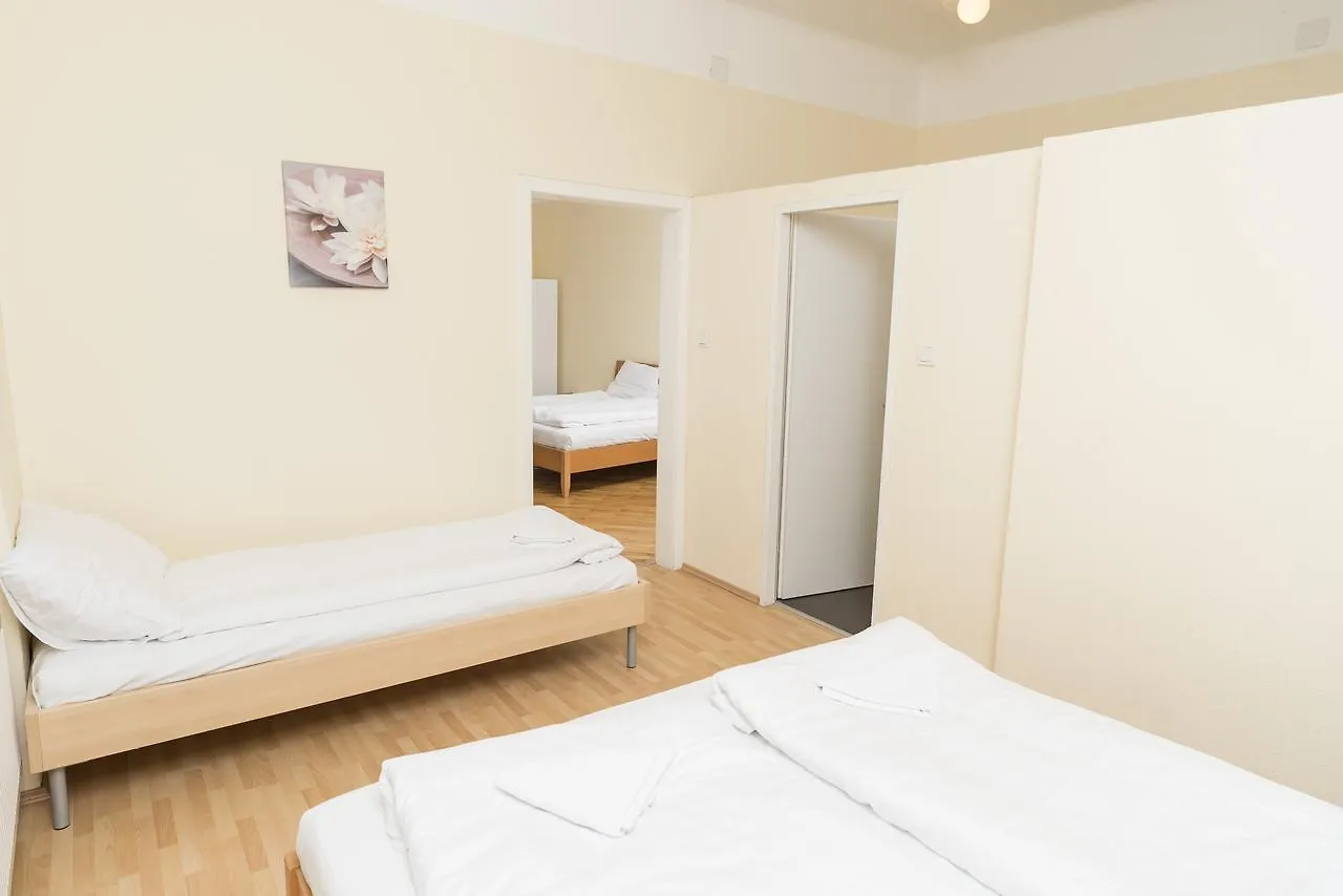 Six House Basic By Welcome2Vienna Hotel 0*, Vienna