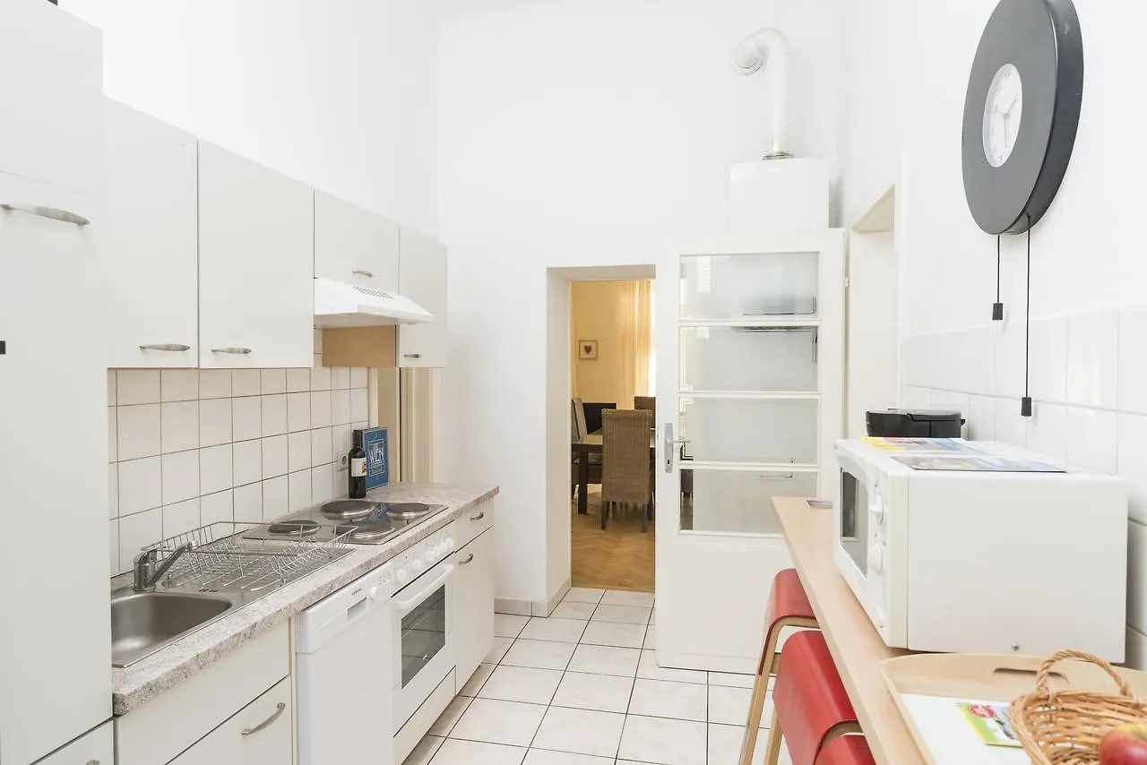 Apartment Six House Basic By Welcome2Vienna Hotel
