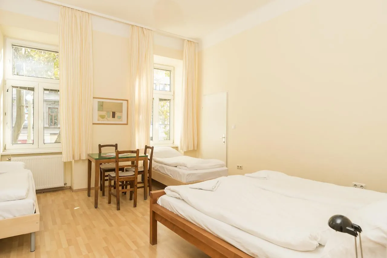 Six House Basic By Welcome2Vienna Hotel Austria