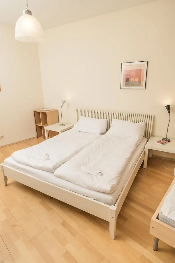 Six House Basic By Welcome2Vienna Hotel